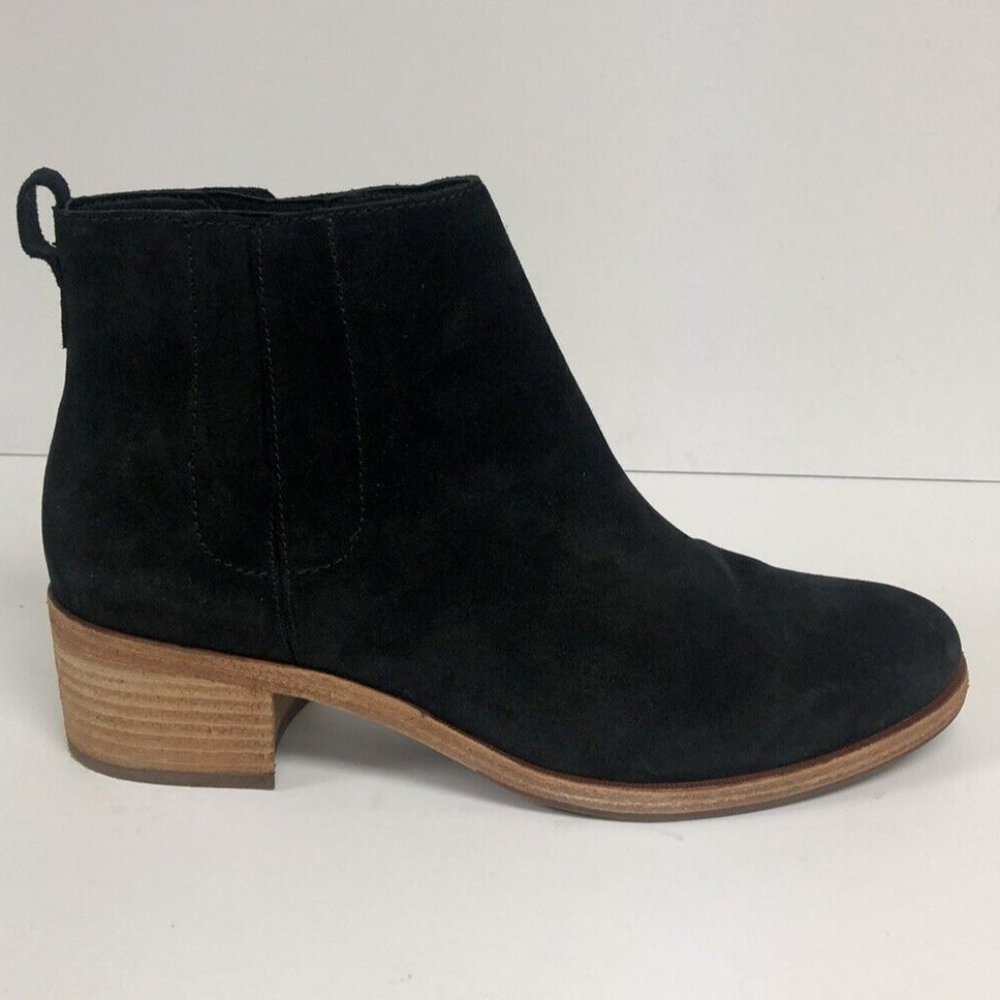 KorkEase Women’s Mindo Black Suede Ankle Boot Size 1… Gem
